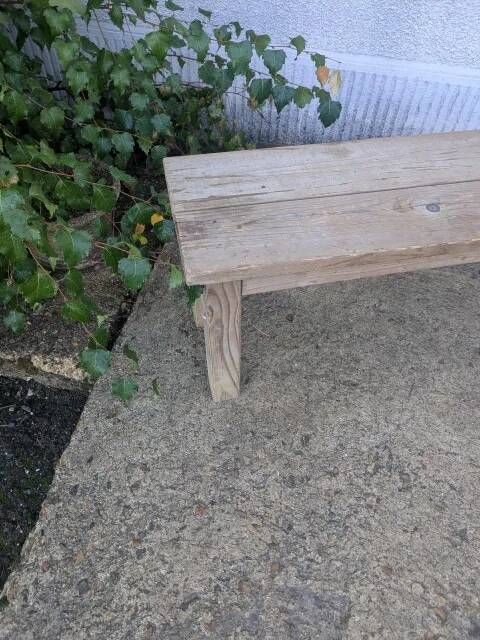 Farm bench