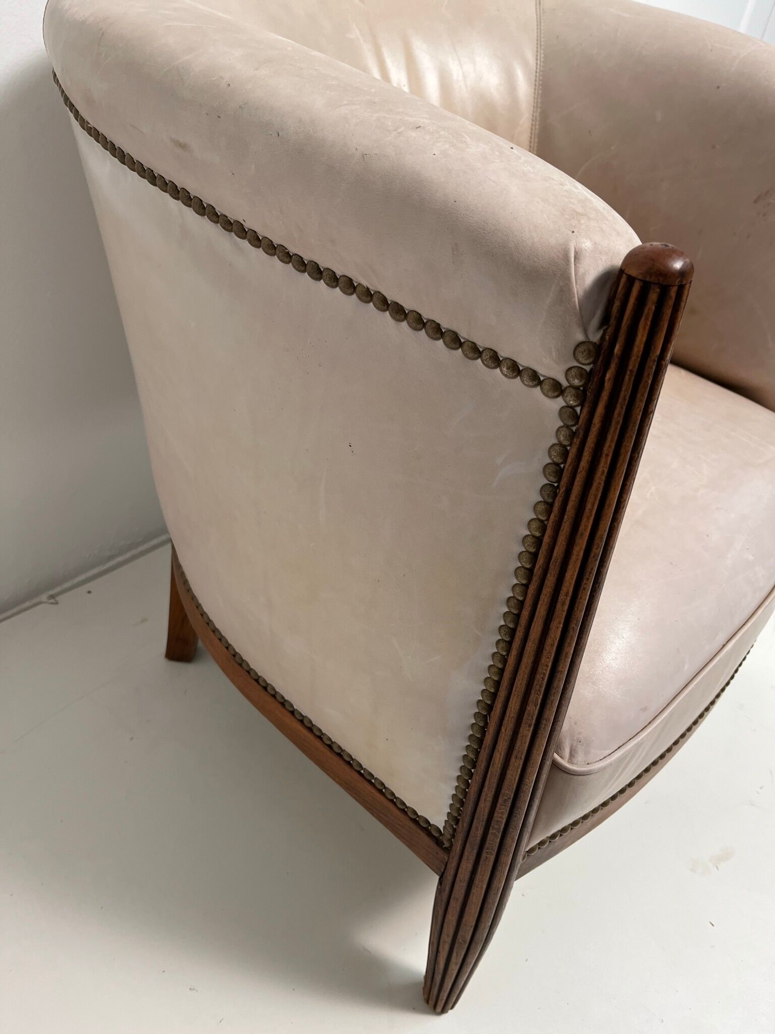 Skai barrel armchair from the 20s-30s