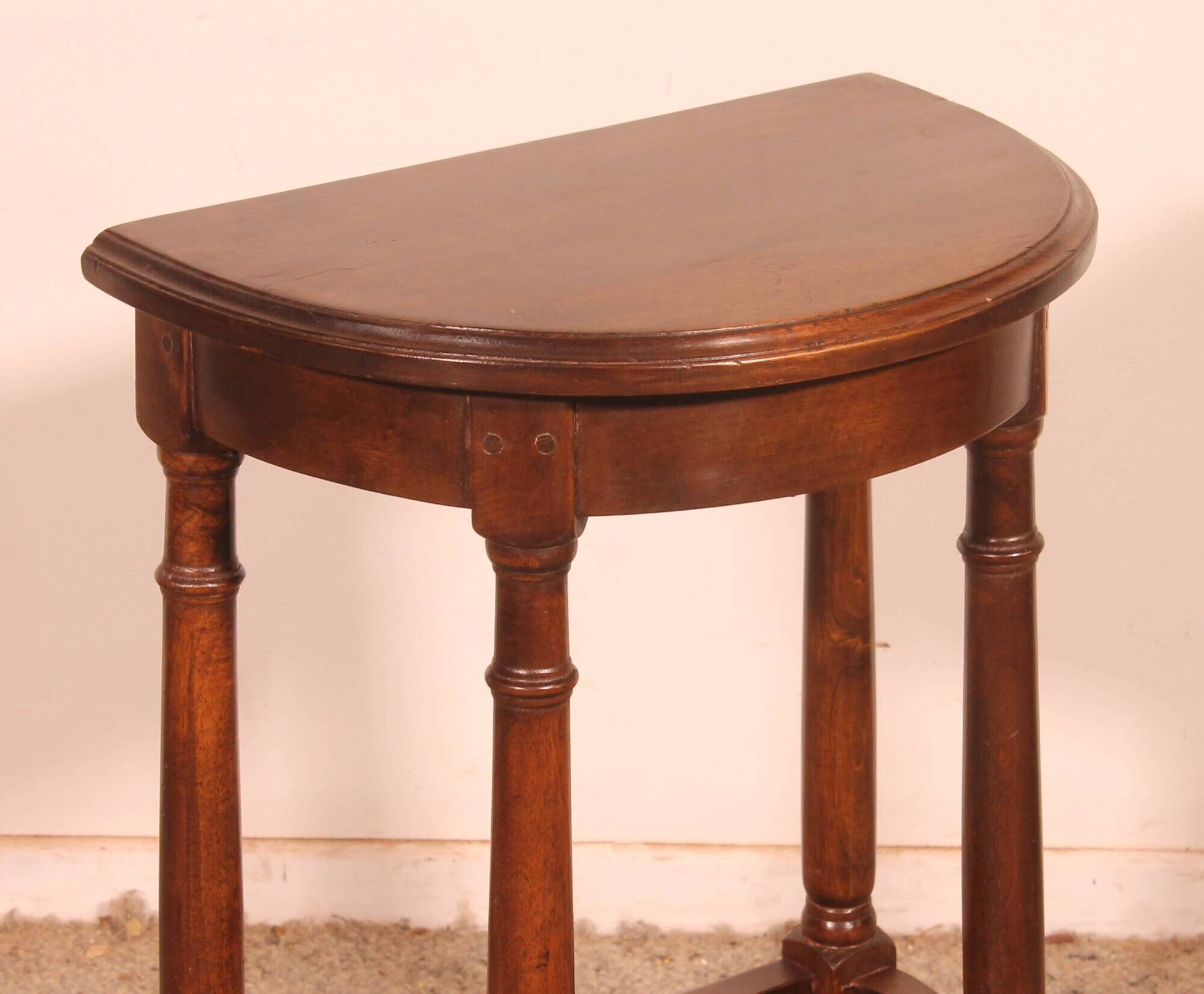 walnut stool in Renaissance style
