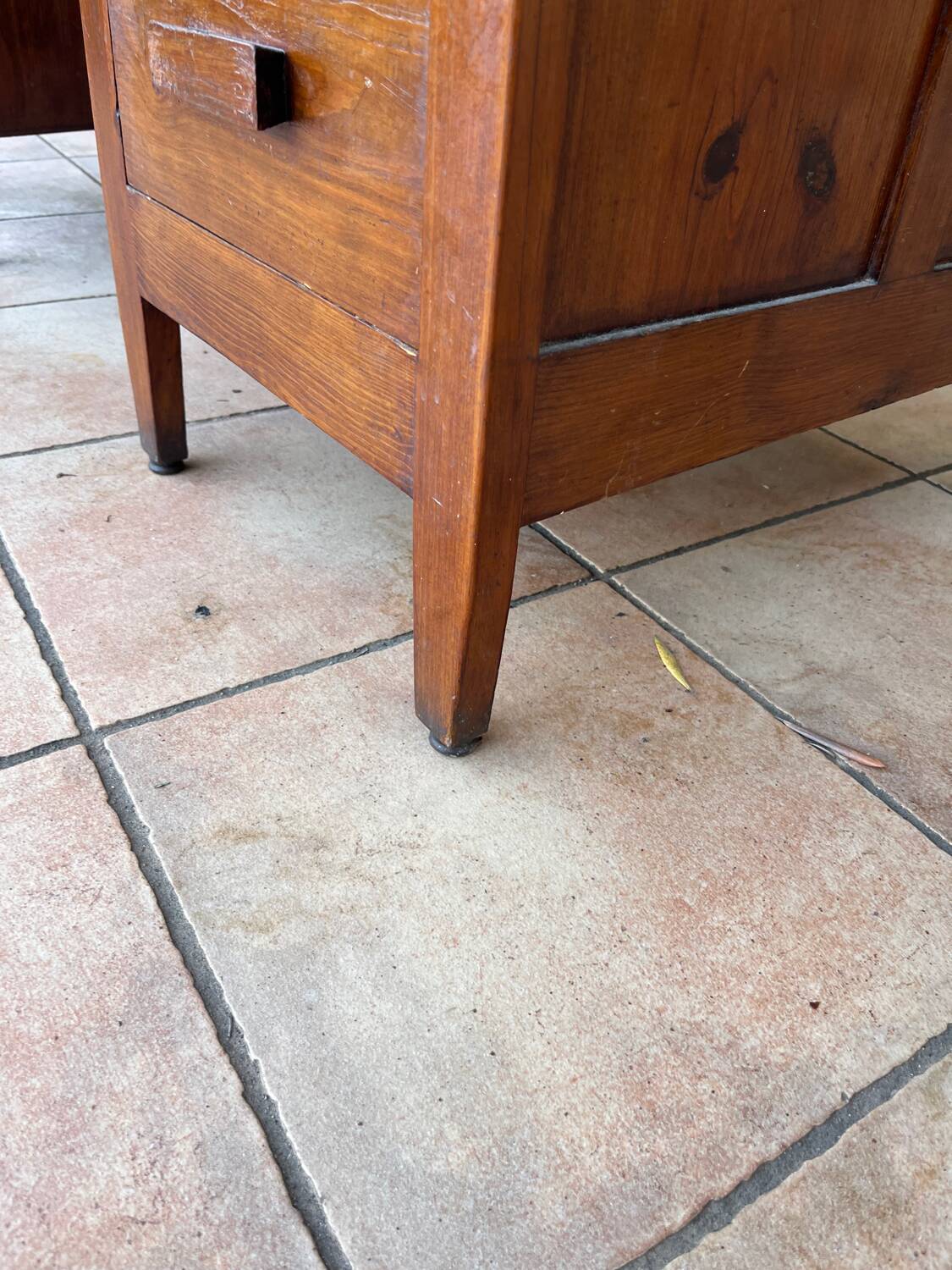 1930s/1940s colonial-style desk