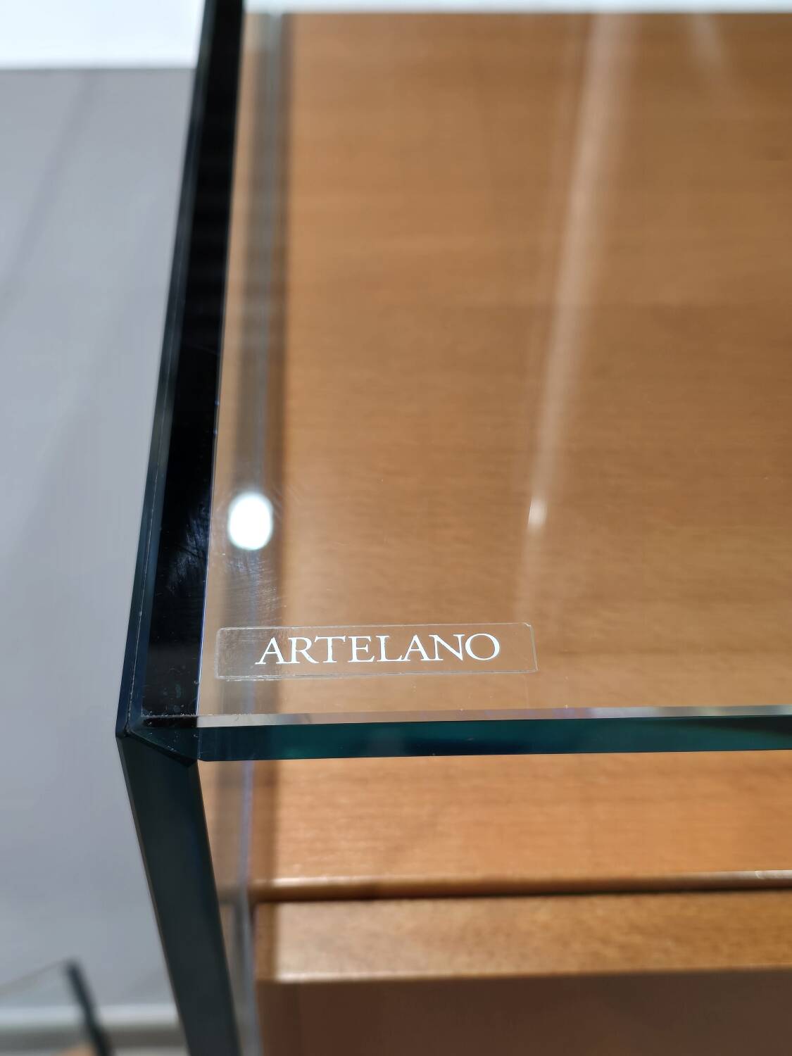 Artelano chiffonier