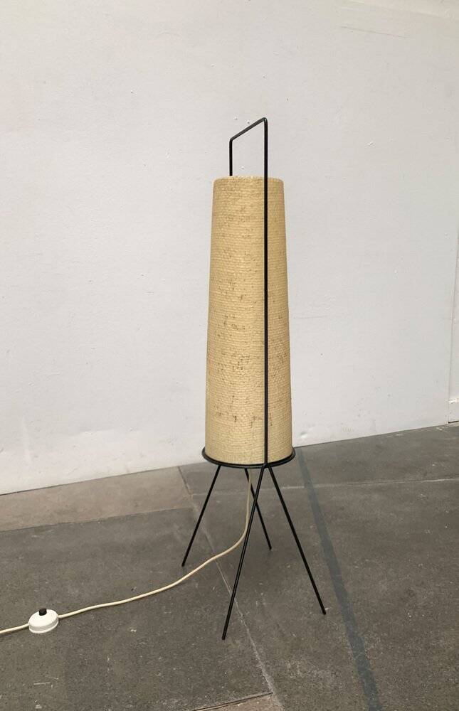 Mid-century minimalist floor lamp by Hesse Leuchten, 1960s.