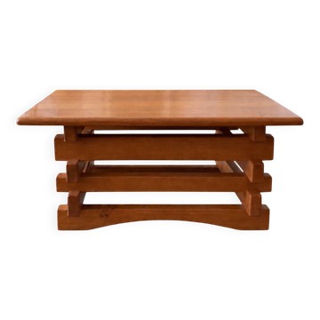 Table basse brutaliste en orme  – années 70