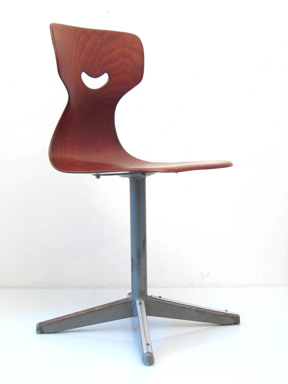 Plywood sixties vintage children's chair