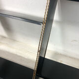 String shelf