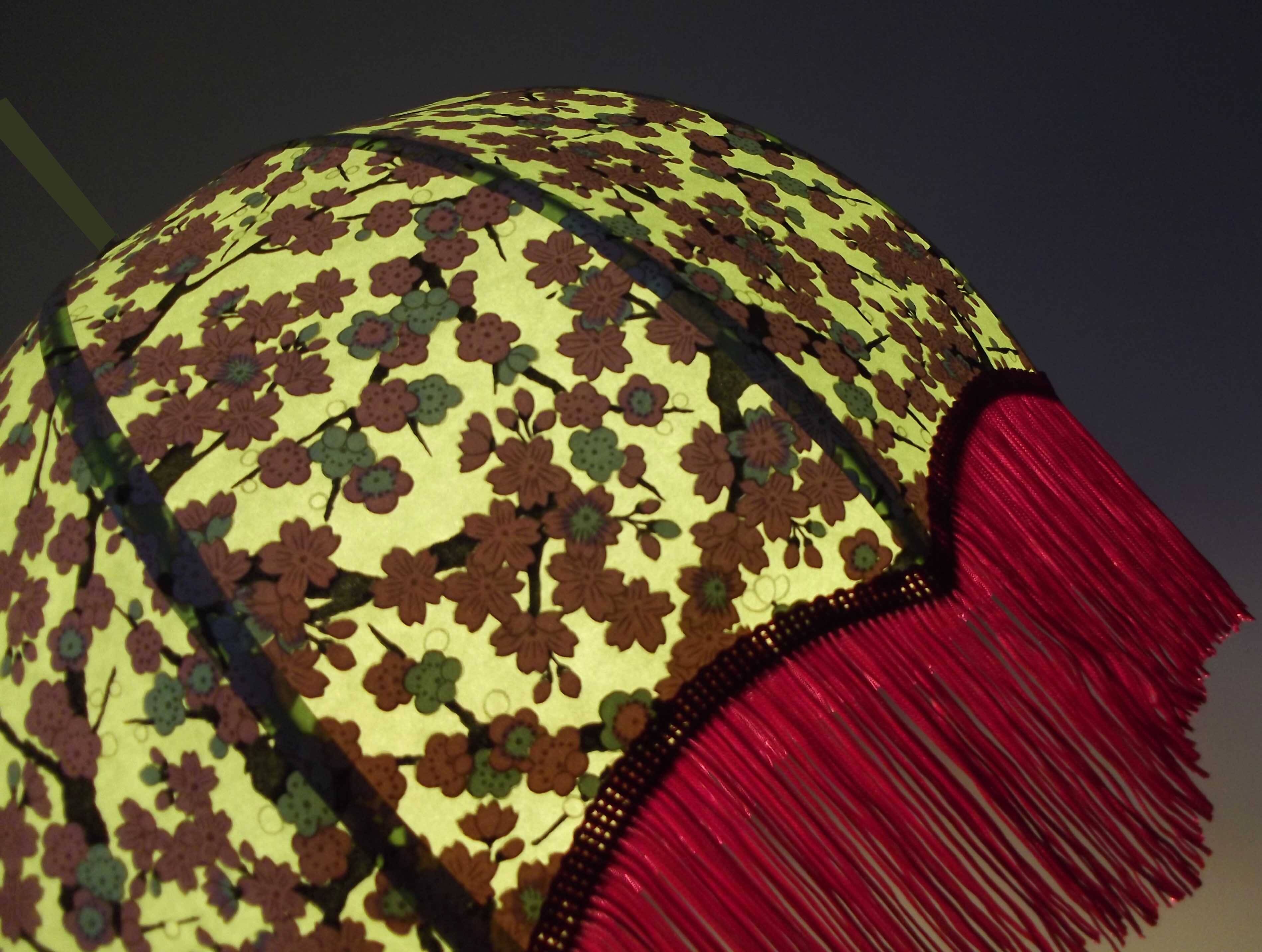 Retro fringed pendant light "Erina".