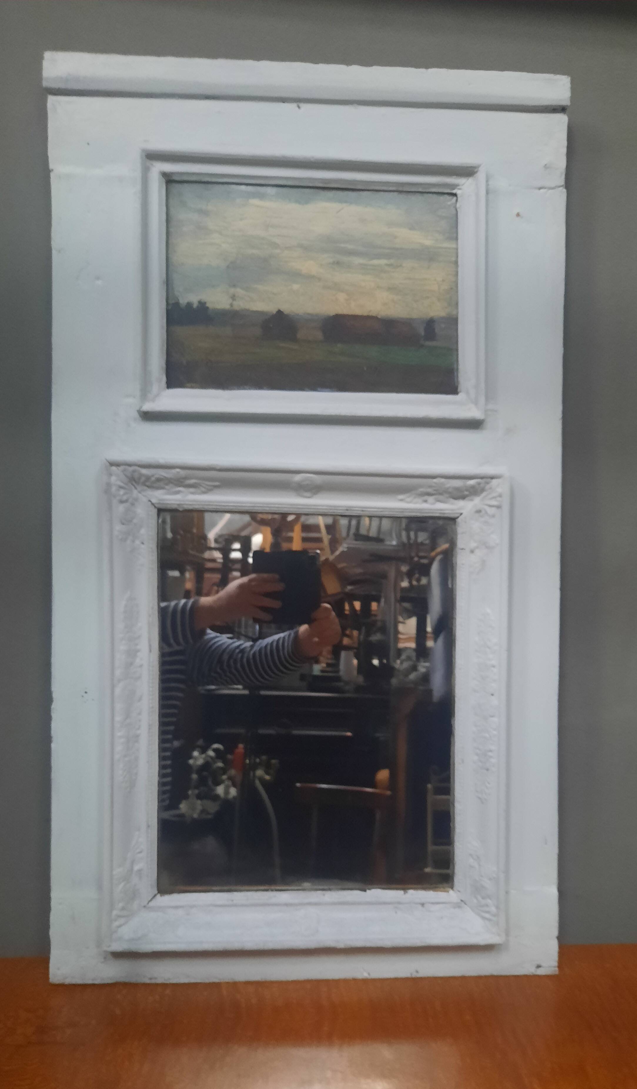 Small hanging trumeau