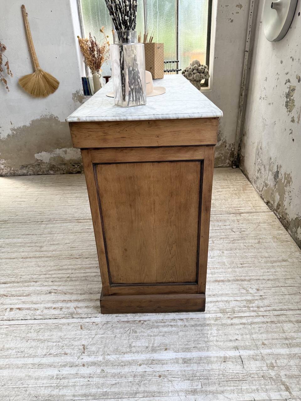 Oak and marble counter 1950