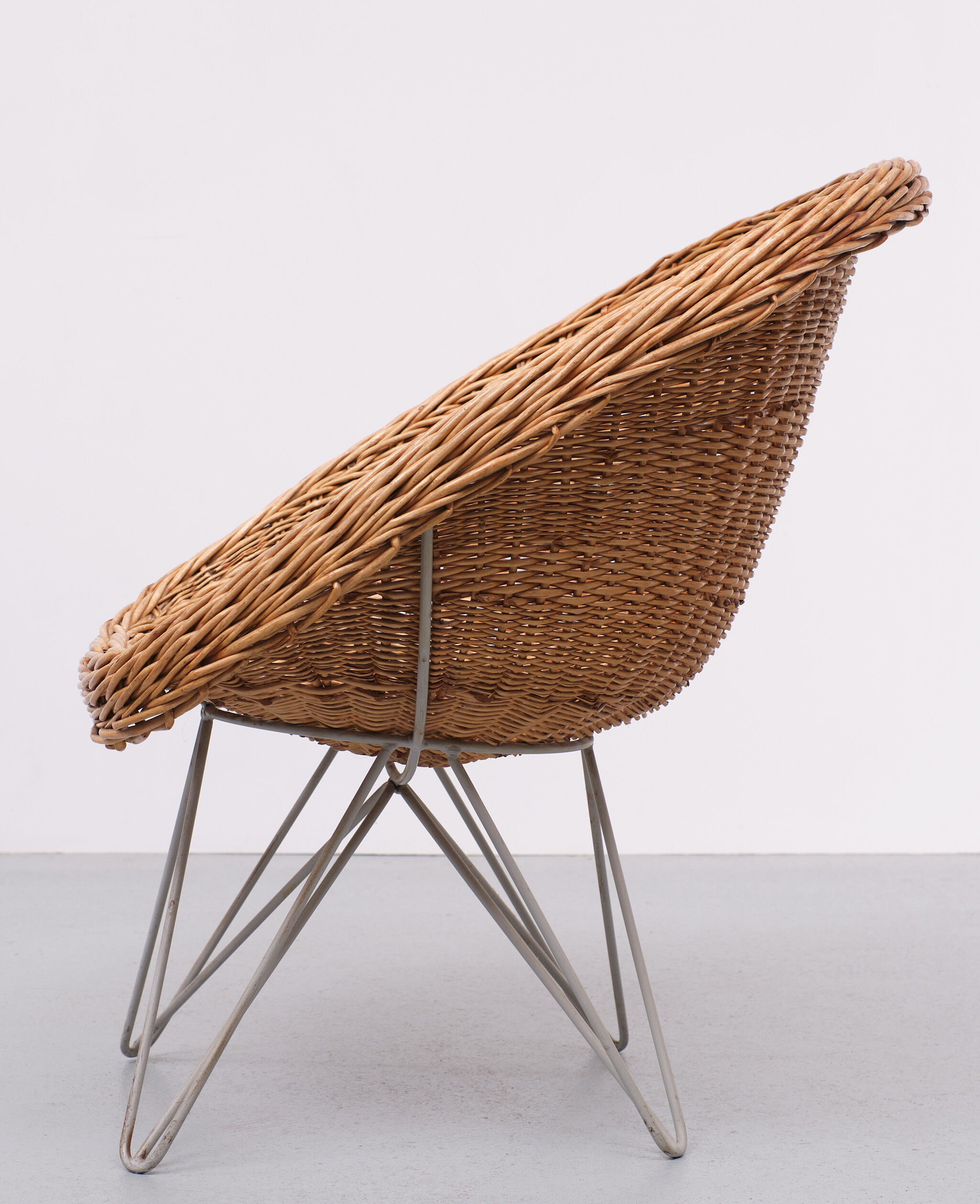 Wicker chair Design Teun Velthuizen for Urotan 1950s Holland