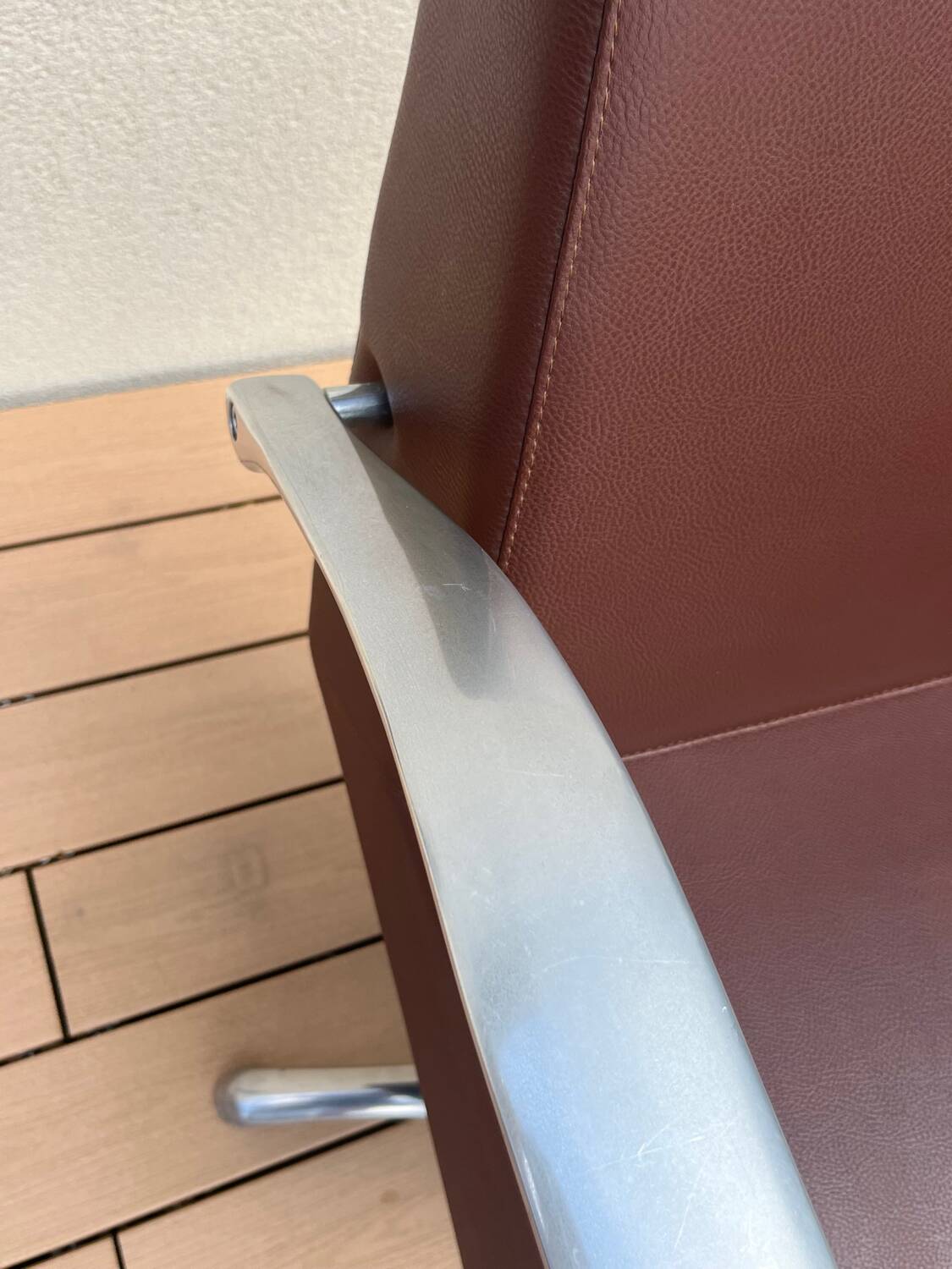 Barber & hairdresser chair