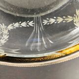Empty cup engraved glass pockets