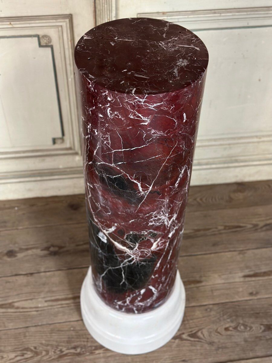 Pair of columns in levanto marble and carrara white circa 1990