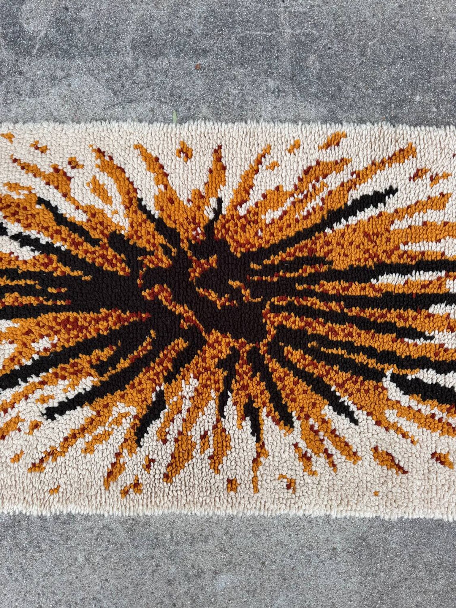 Tapis style Rya scandinave années 70
