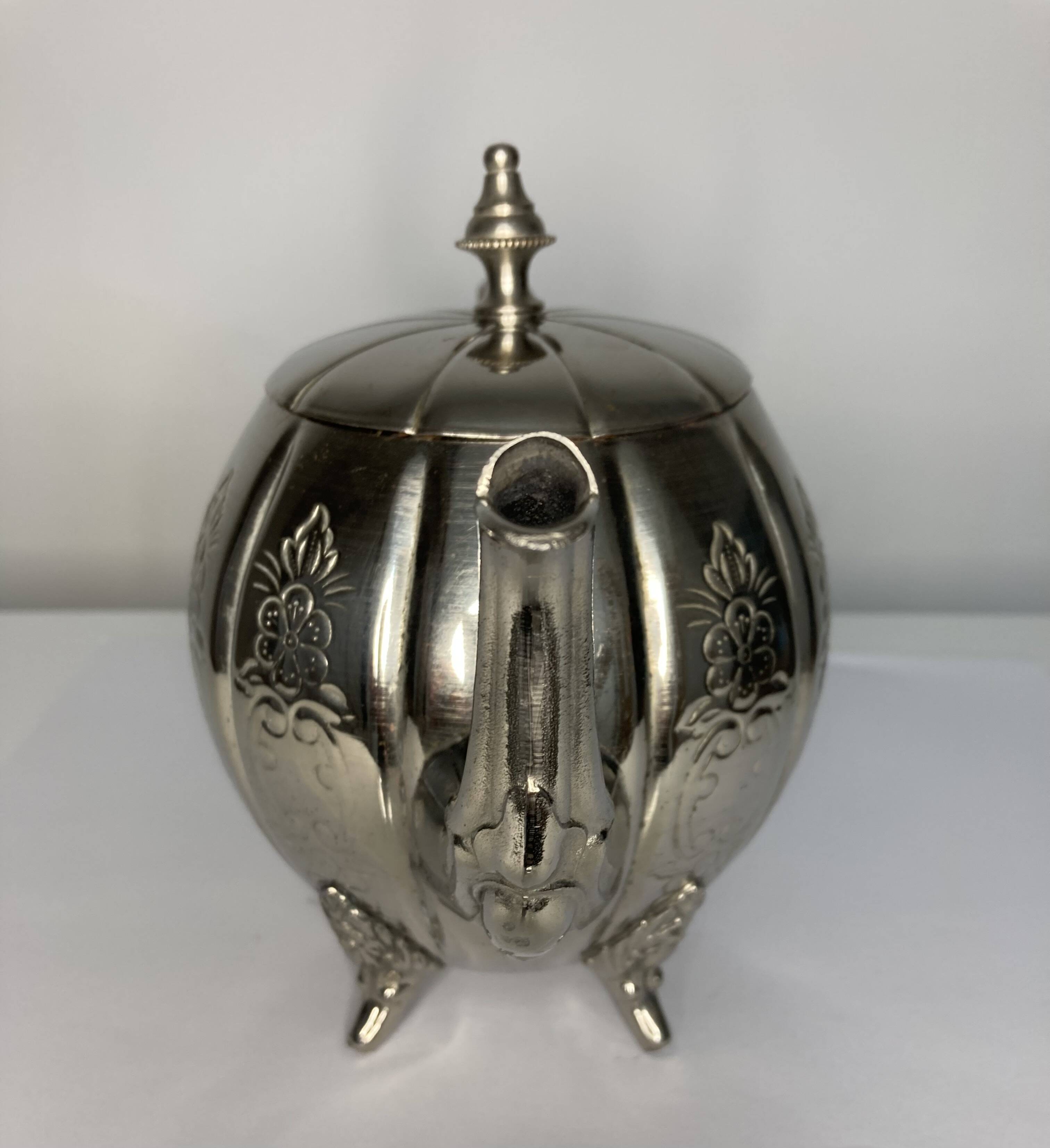 Vintage silver metal teapot from the 1930s