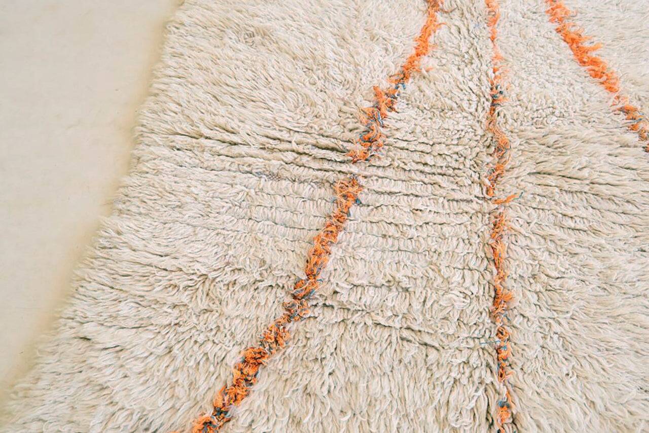 Traditional handmade Azilal rug size 150 x 250 cm