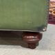 Chesterfield leather 3-seater sofa with mahogany legs - English craftsmanship
