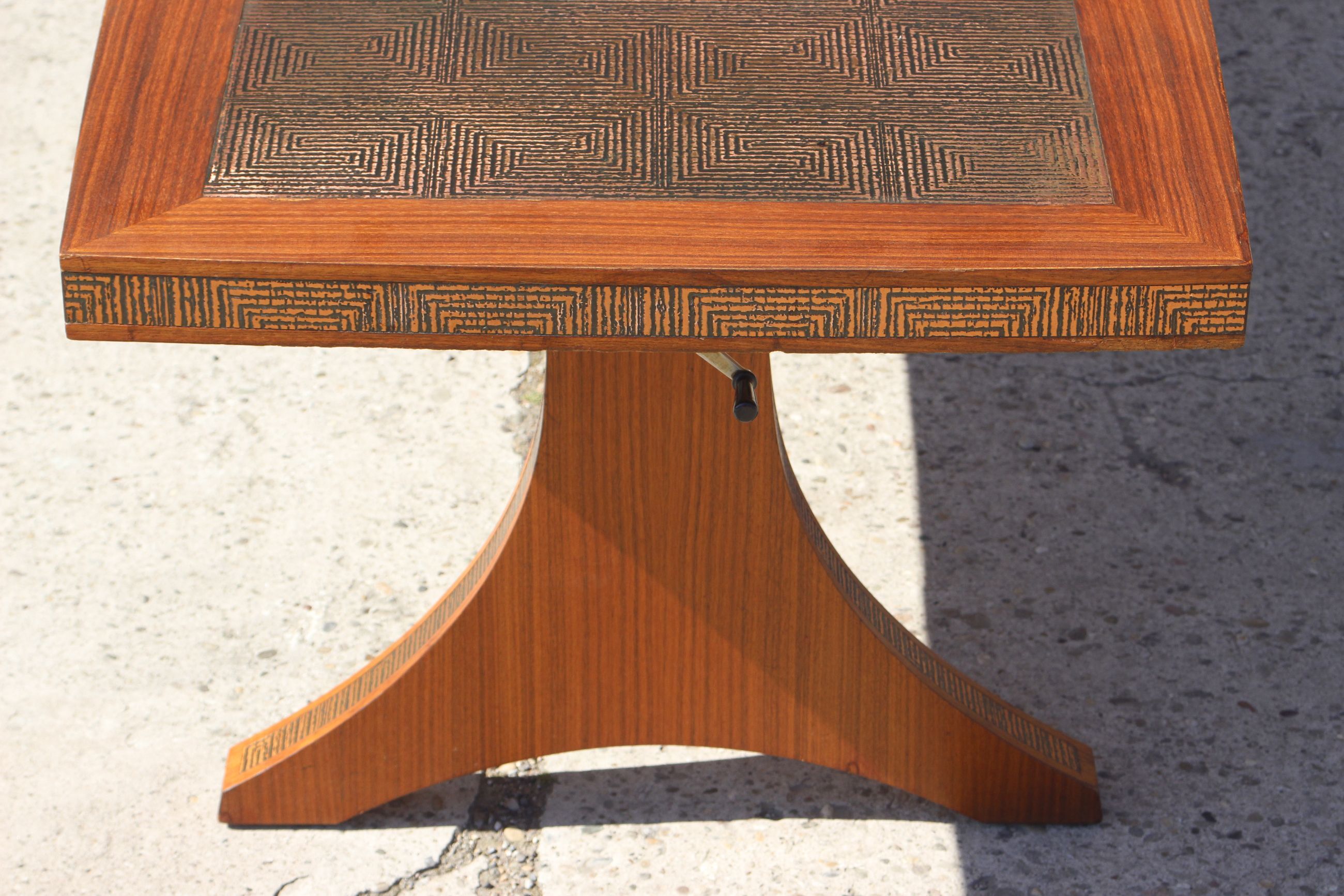 Adjustable dining room table adjustable in teck and copper, denmark, 1950