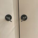 Asymmetrical cabinet