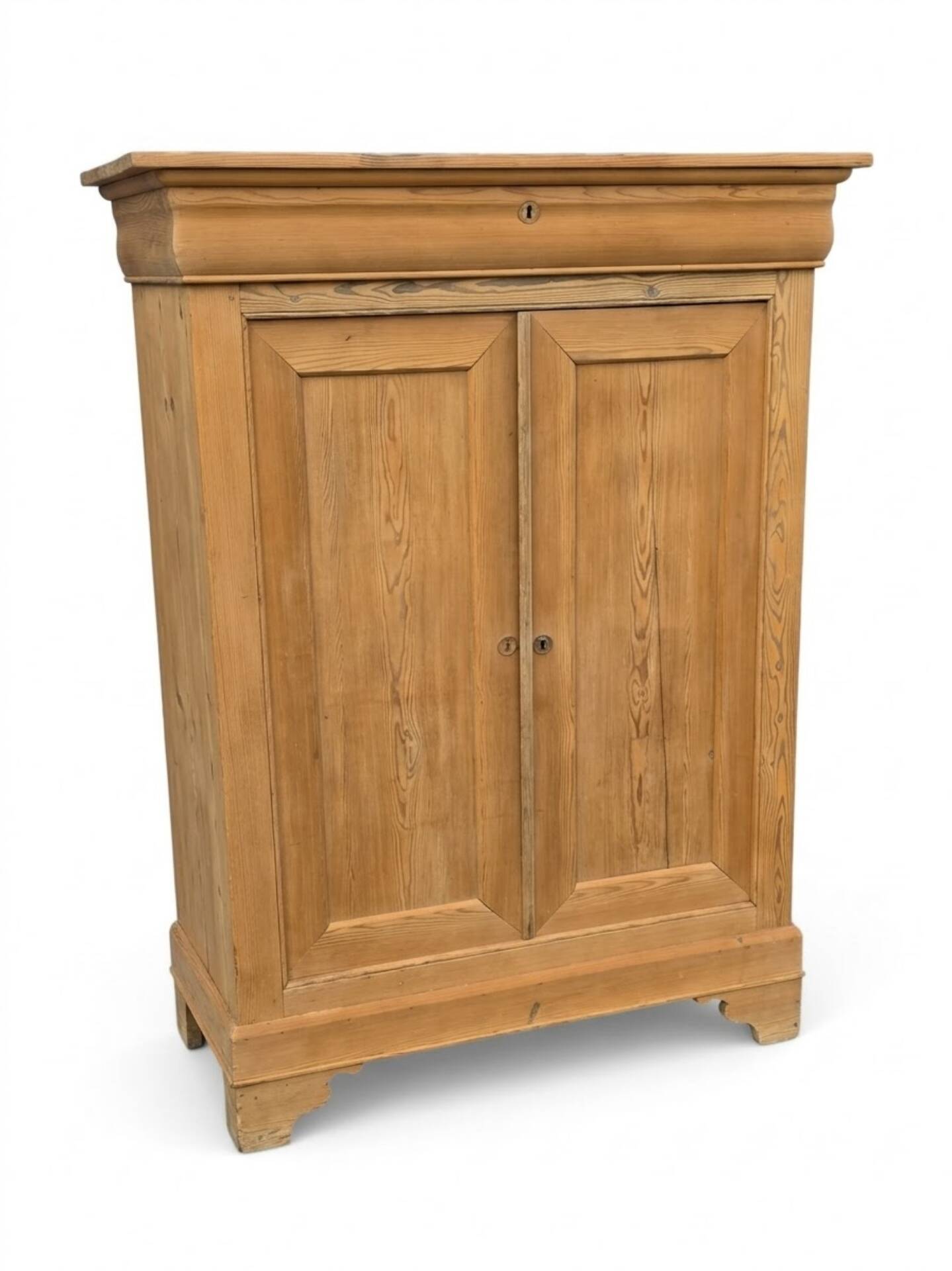 Buffet parisien en sapin