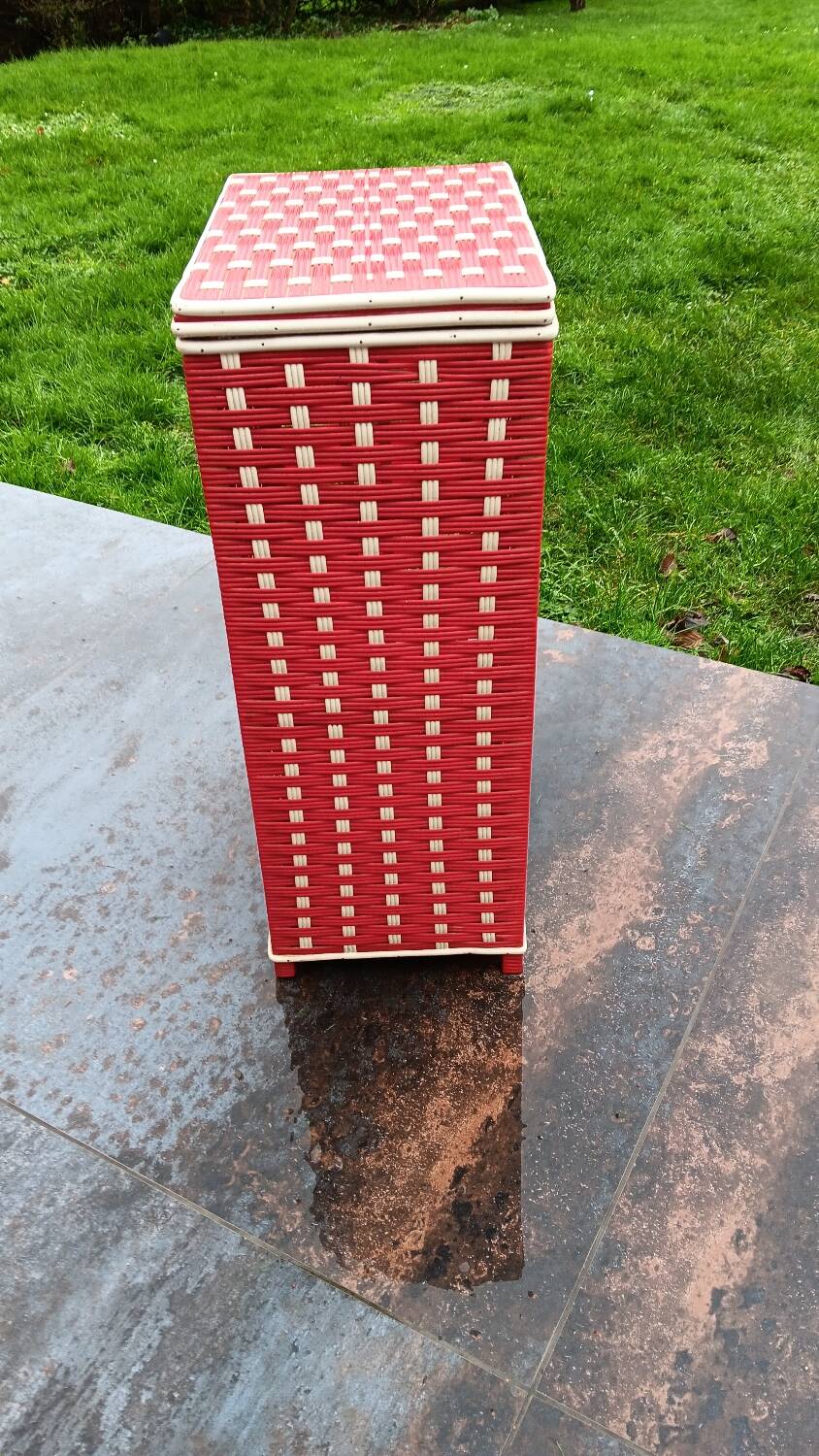 Vintage storage chest or laundry basket