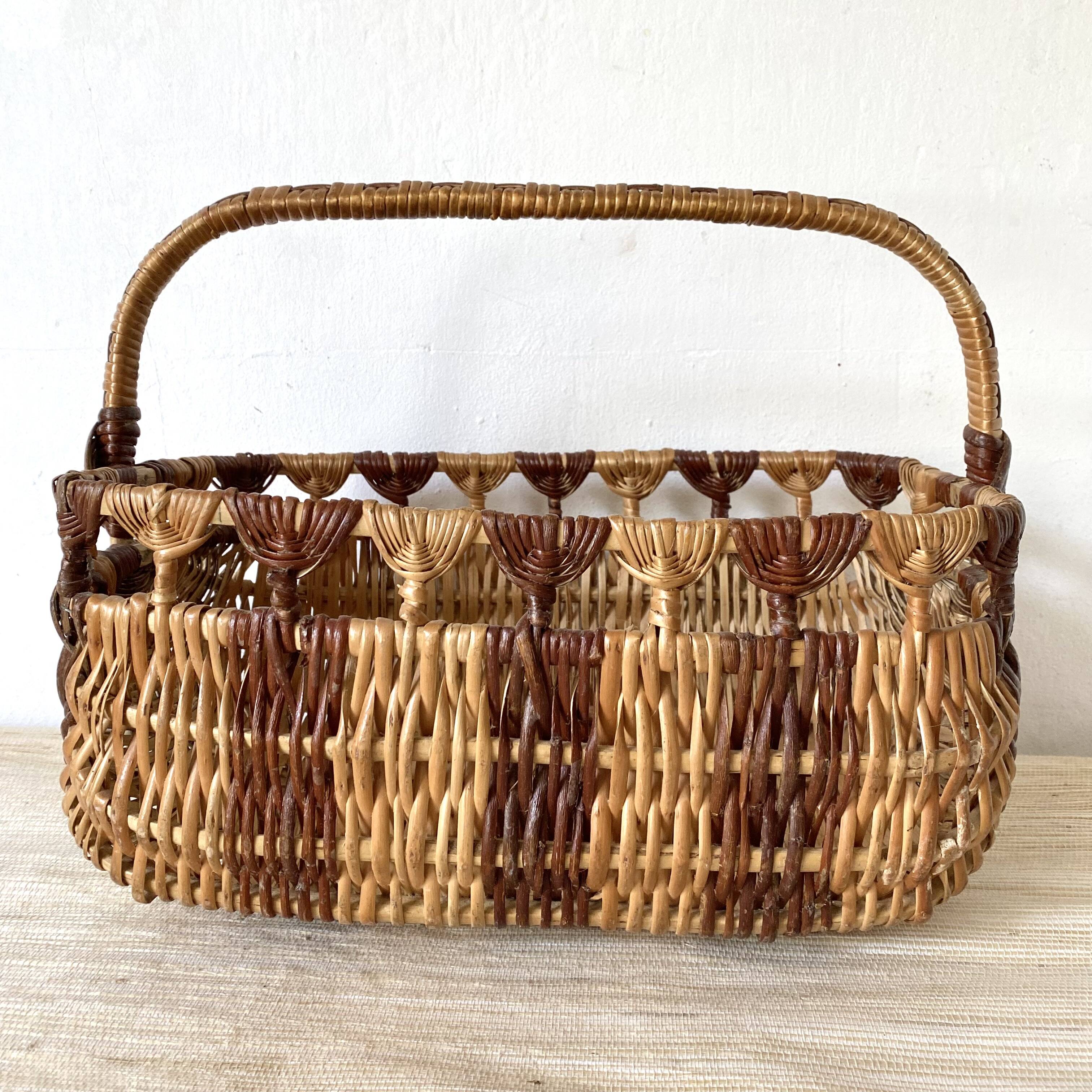 Vintage two-tone rectangle basket
