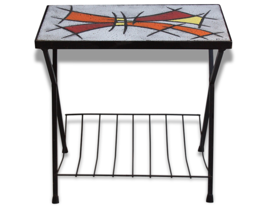 Tablet magazine rack 60-70 years