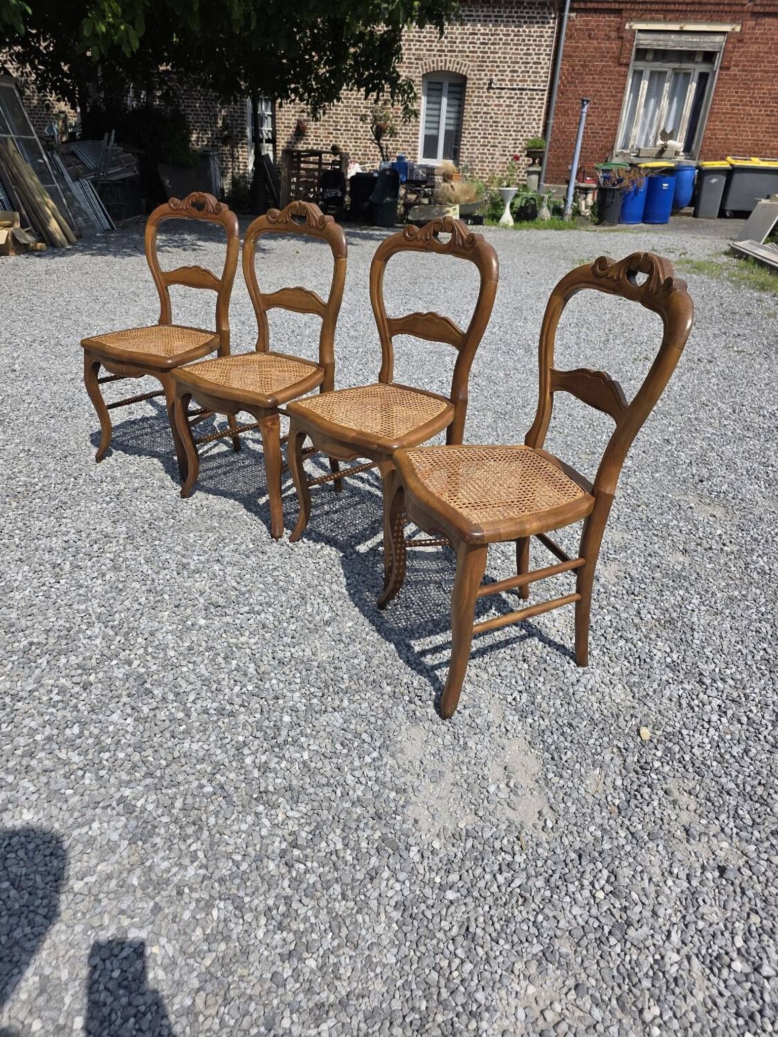 4 chaises style Louis XV en merisier