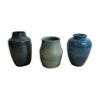 Lot de 3 vases bleus, potier