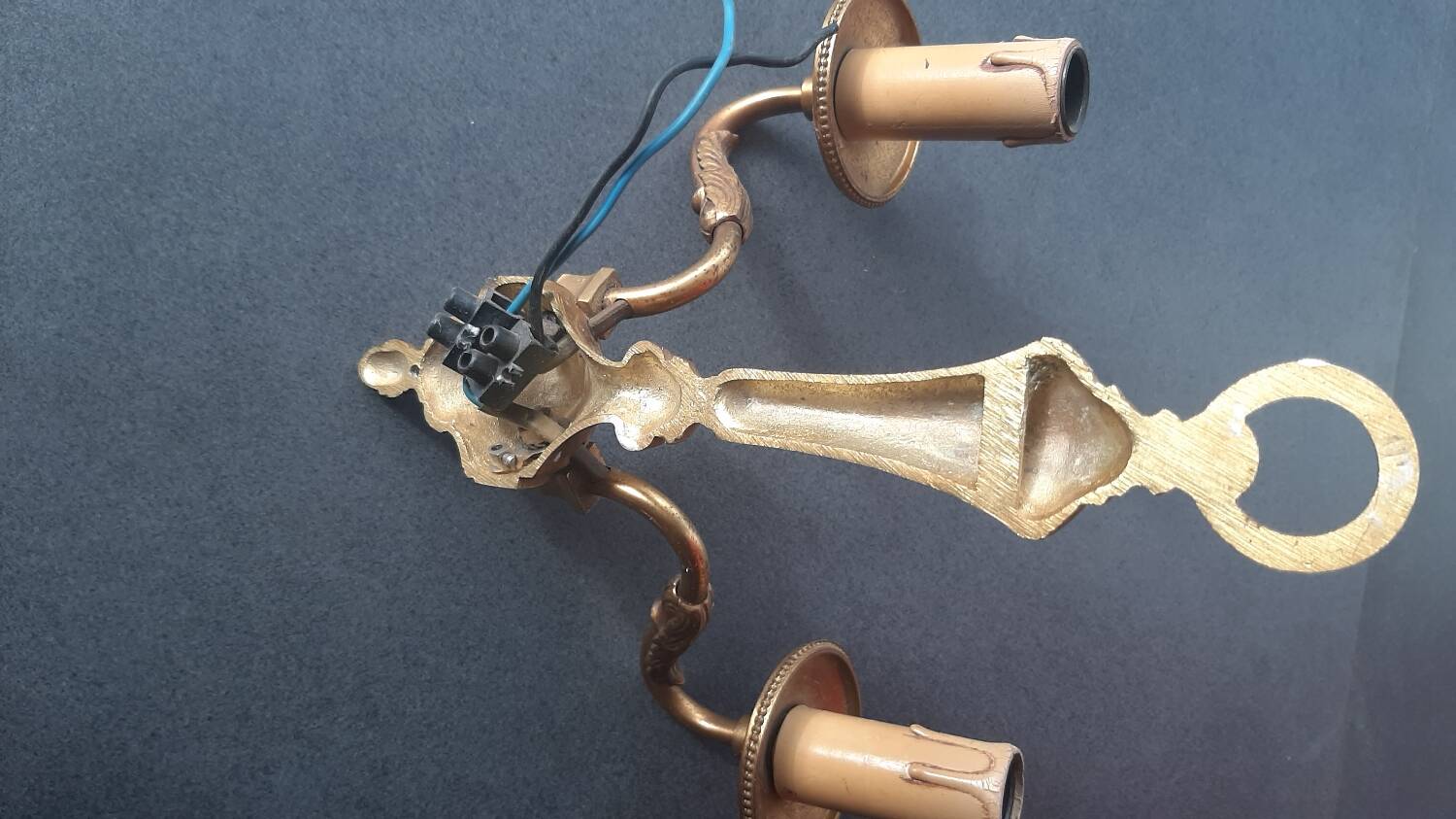 Louis XVI style wall light