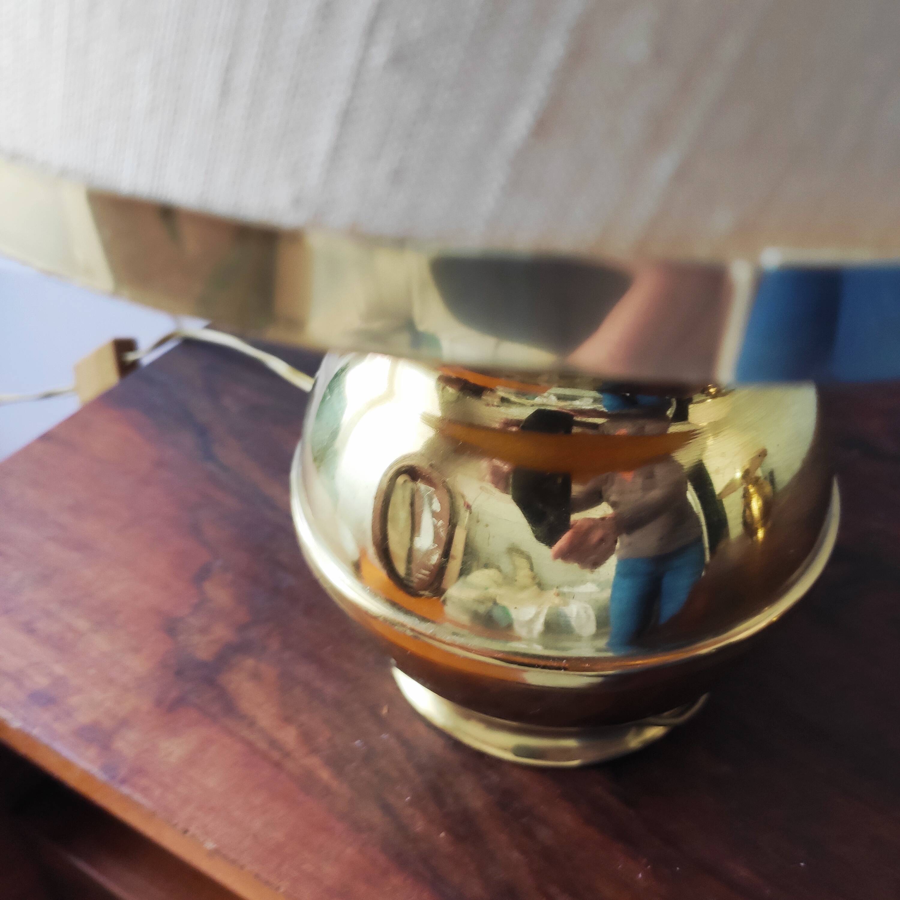 Pair of vintage 1970s Italian lamps in solid brass