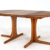 Round Danish 1x extendable teak dining table 'Kalundborg'