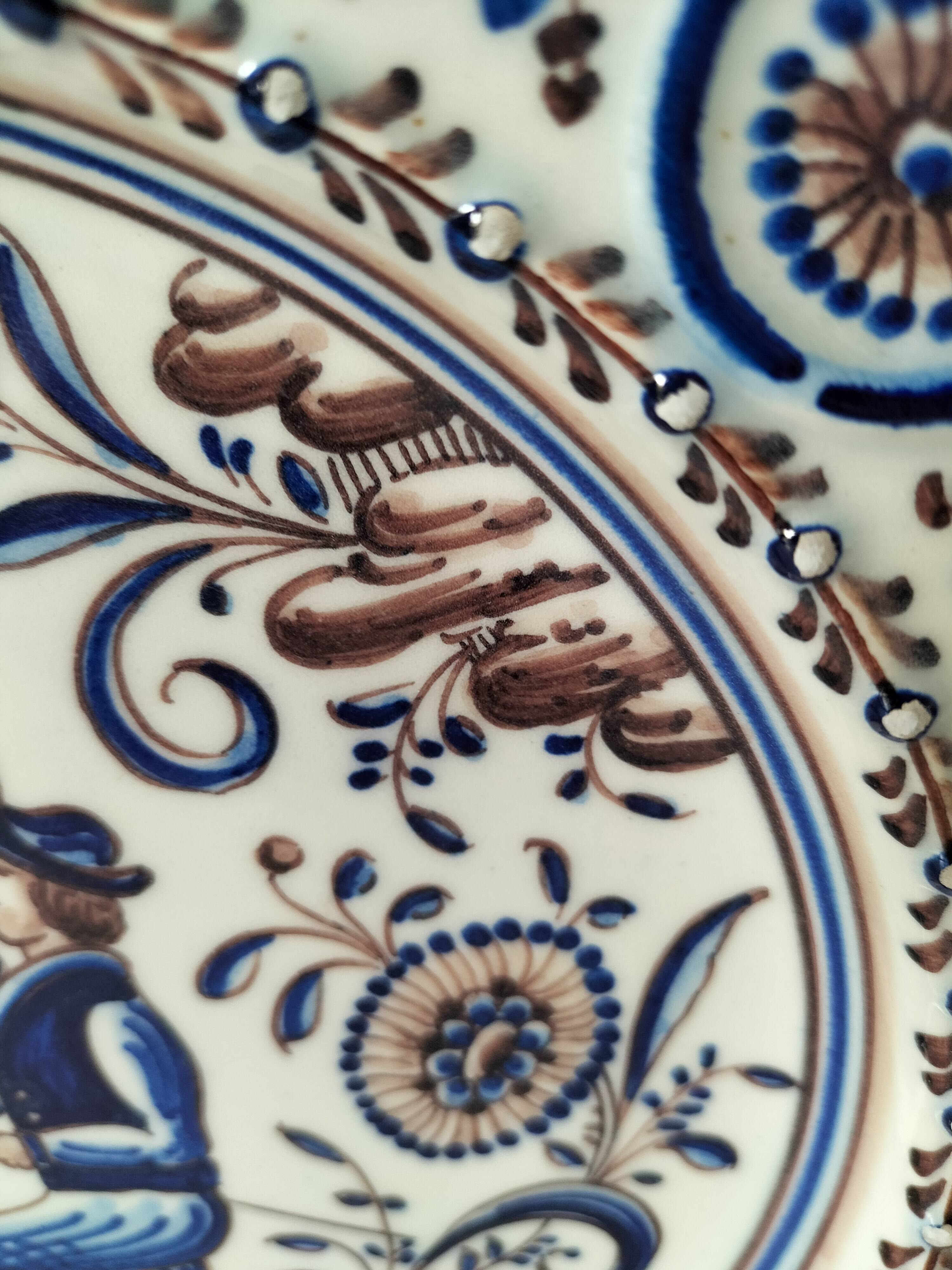 Portuguese earthenware footed dish – Outeiro Águeda – signed