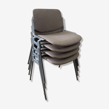 Série de 4 chaises de Piretti Giancarlo, Castelli