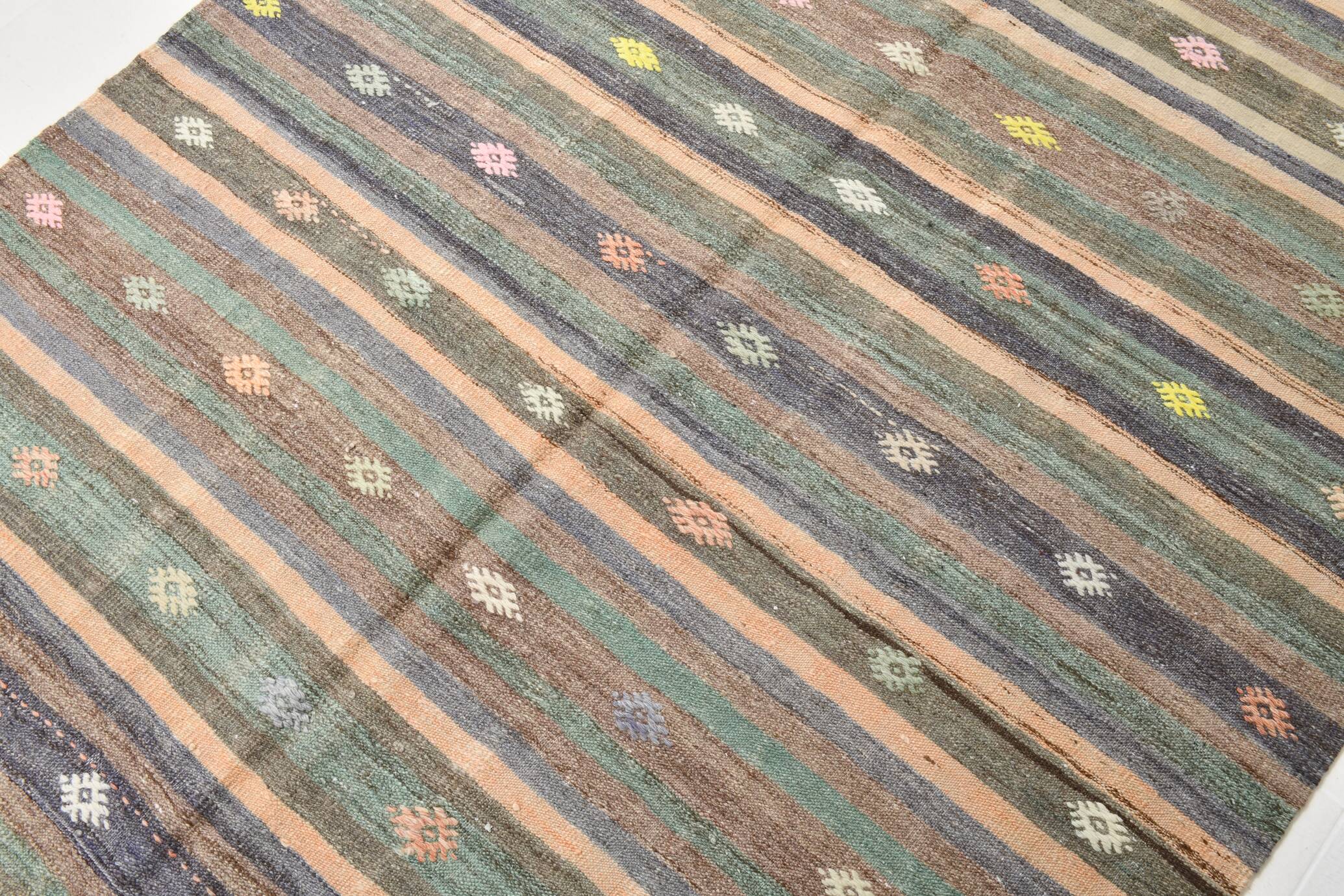 6x9 Gray & Green Striped Pattern Kilim Rug, 176x262Cm