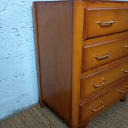 Commode pieds compas, années 60