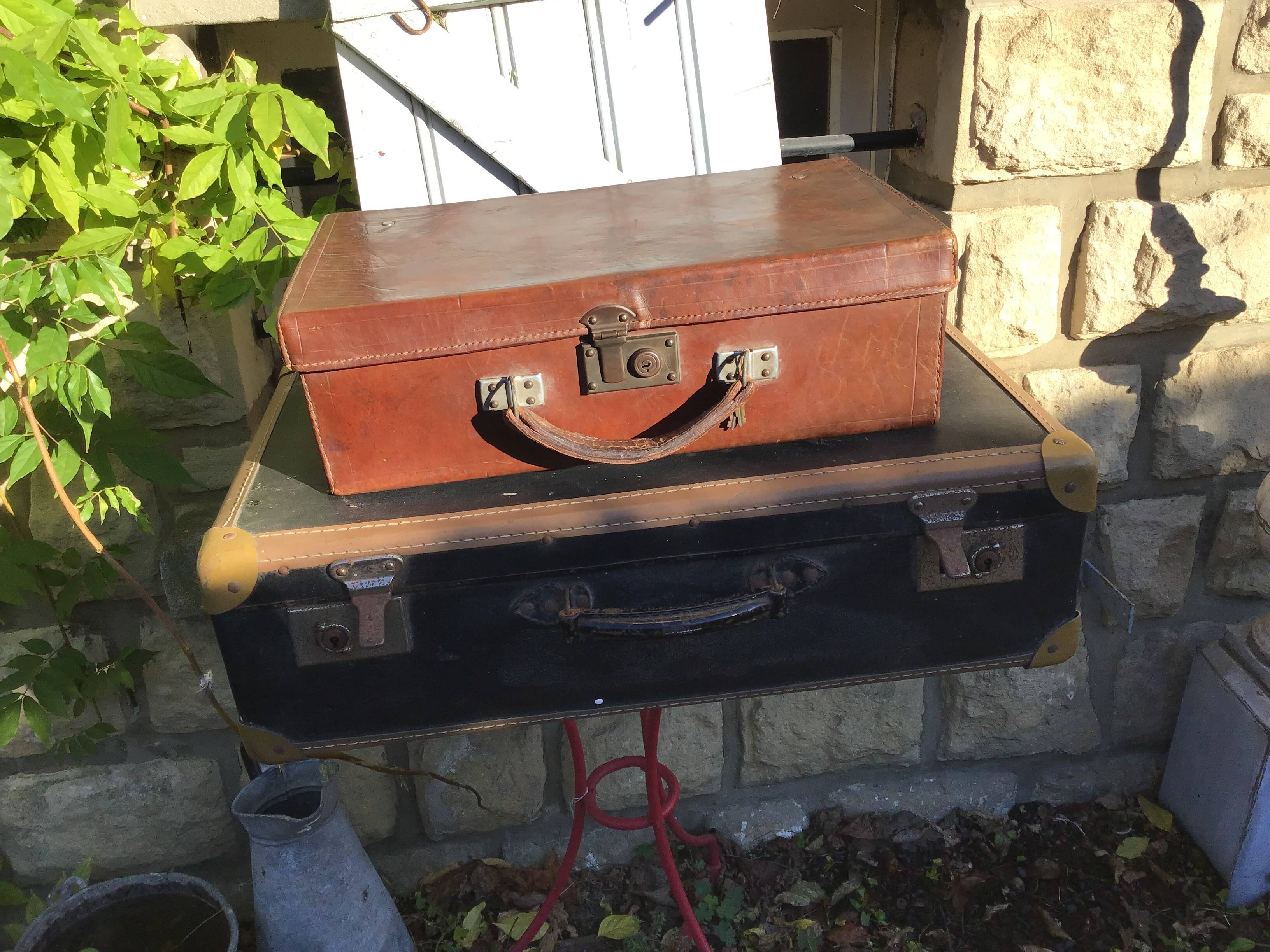 Lot de 2 valises Anciennes