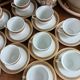 12 tasses à café en porcelaine style Empire