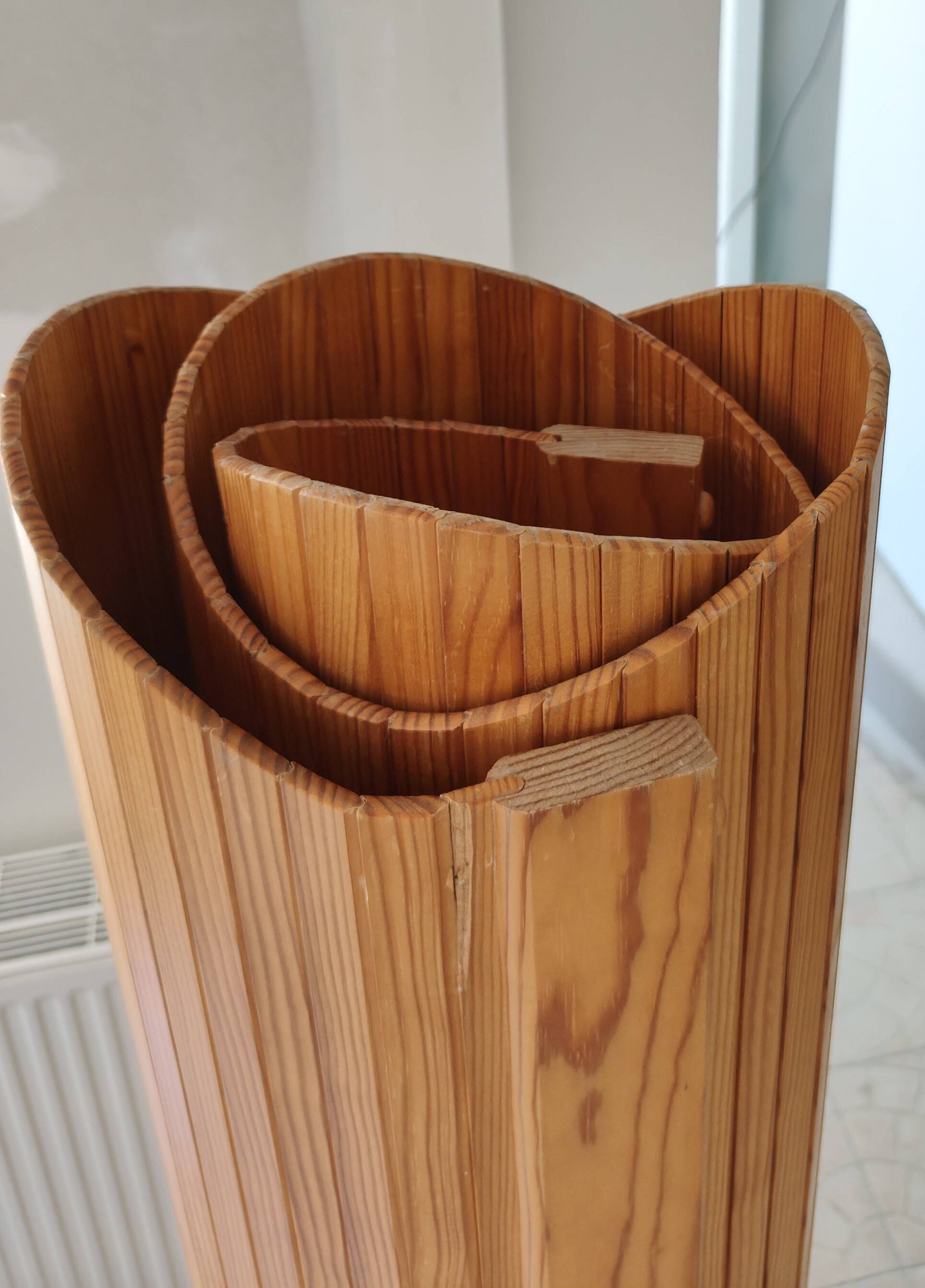 Vintage wooden wavy screen by Baumann
