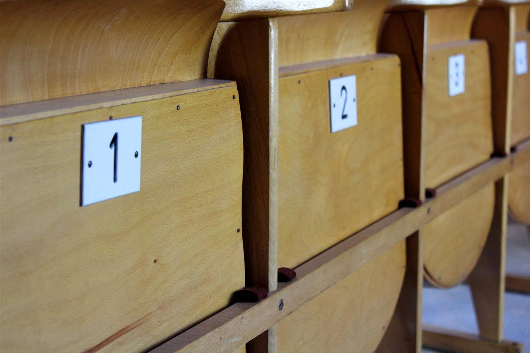 Chaises de cinéma vintage de Ton, années 1960, ensemble de 13
