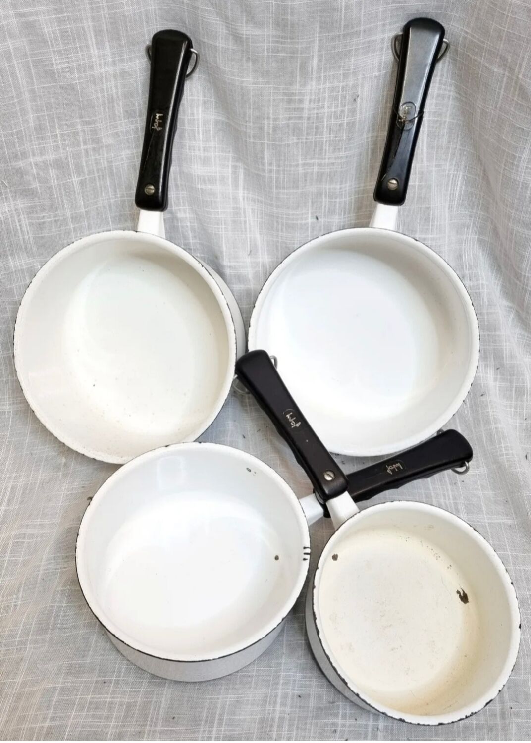 Set of 4 Japy pans