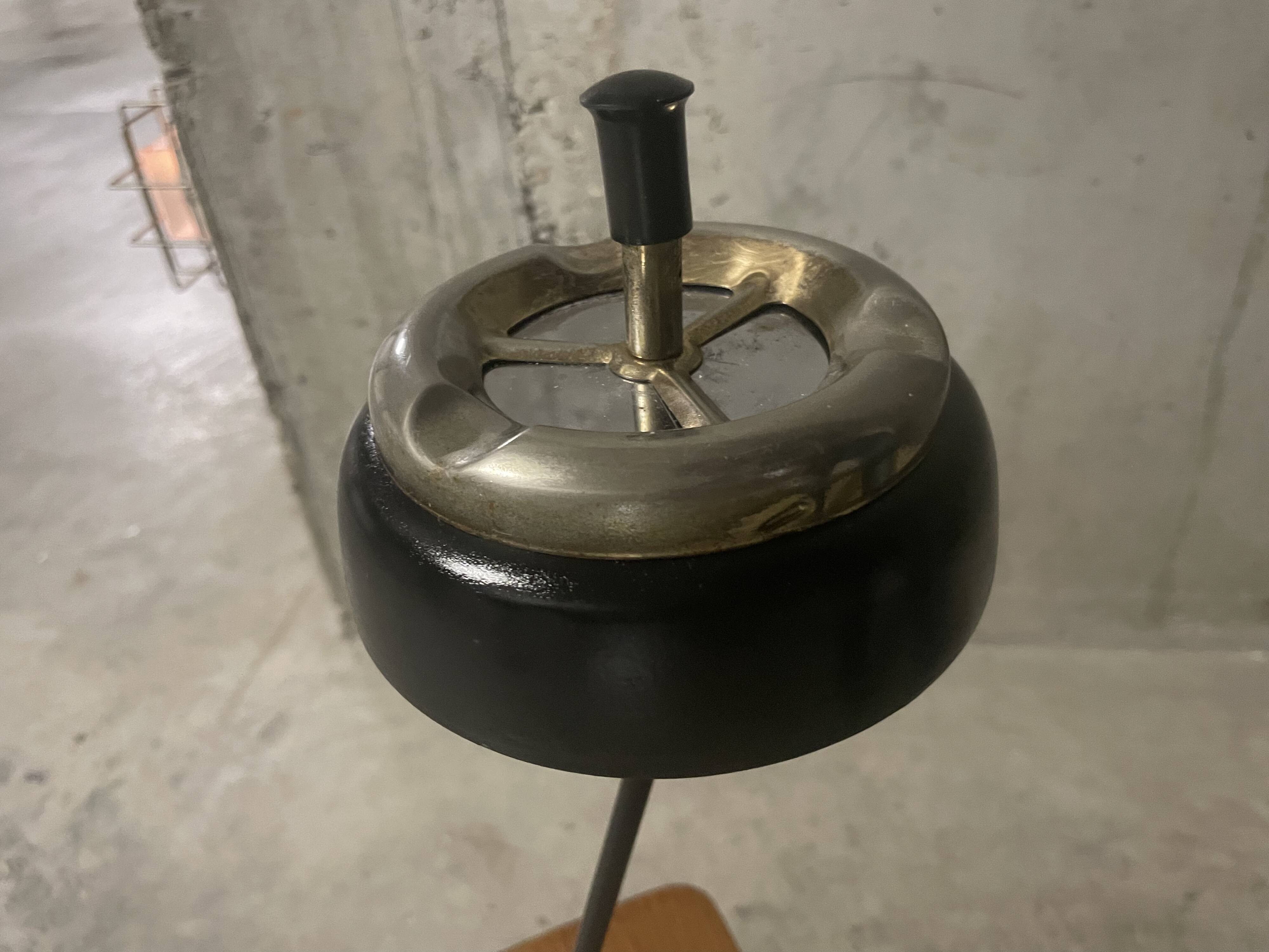 Tripod ashtray from the 1950s