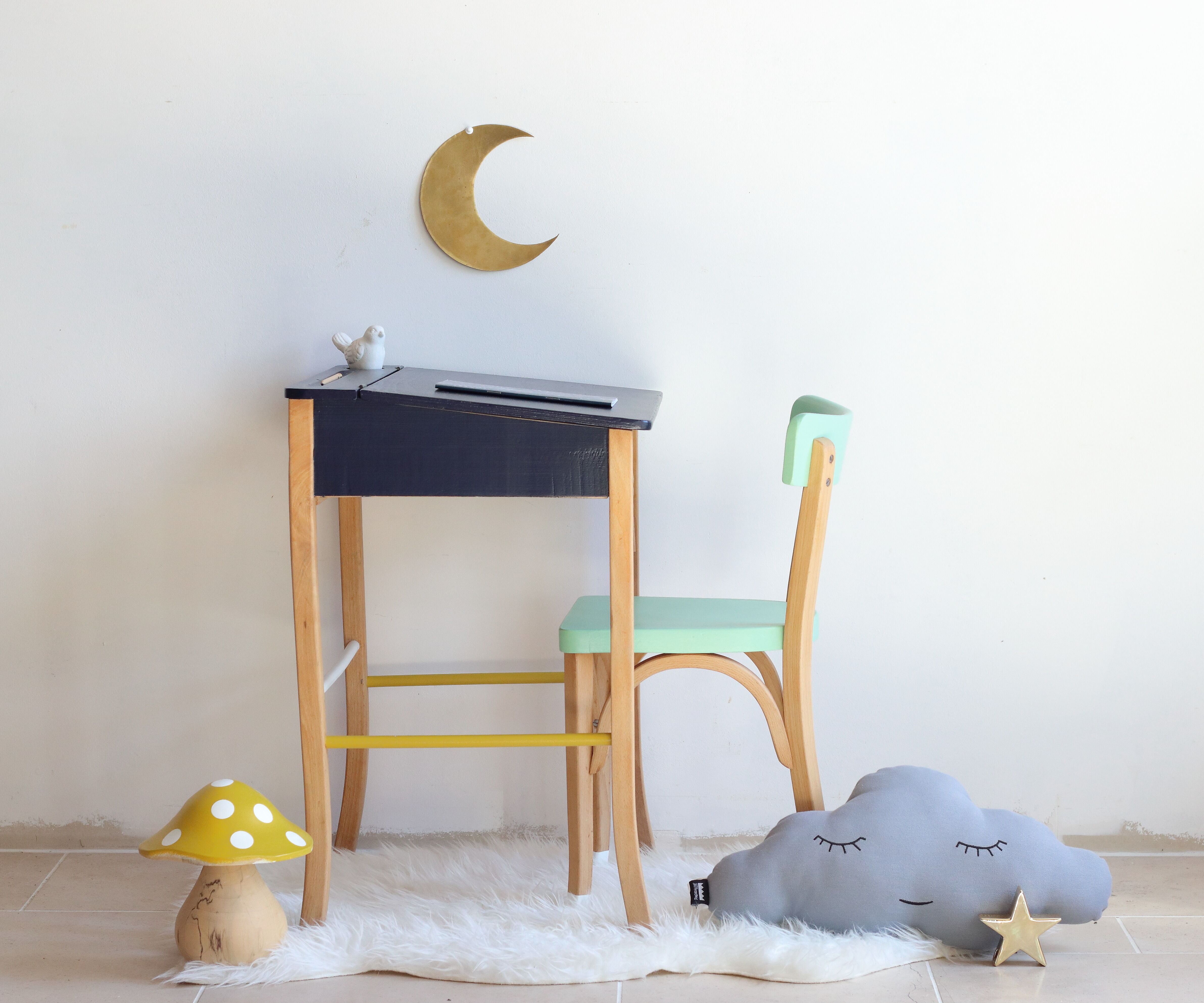 Bureau pupitre et chaise enfant Baumann revisités