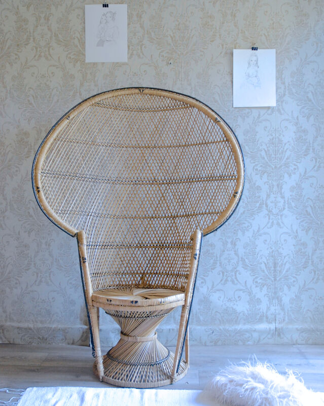 Armchair Emmanuelle