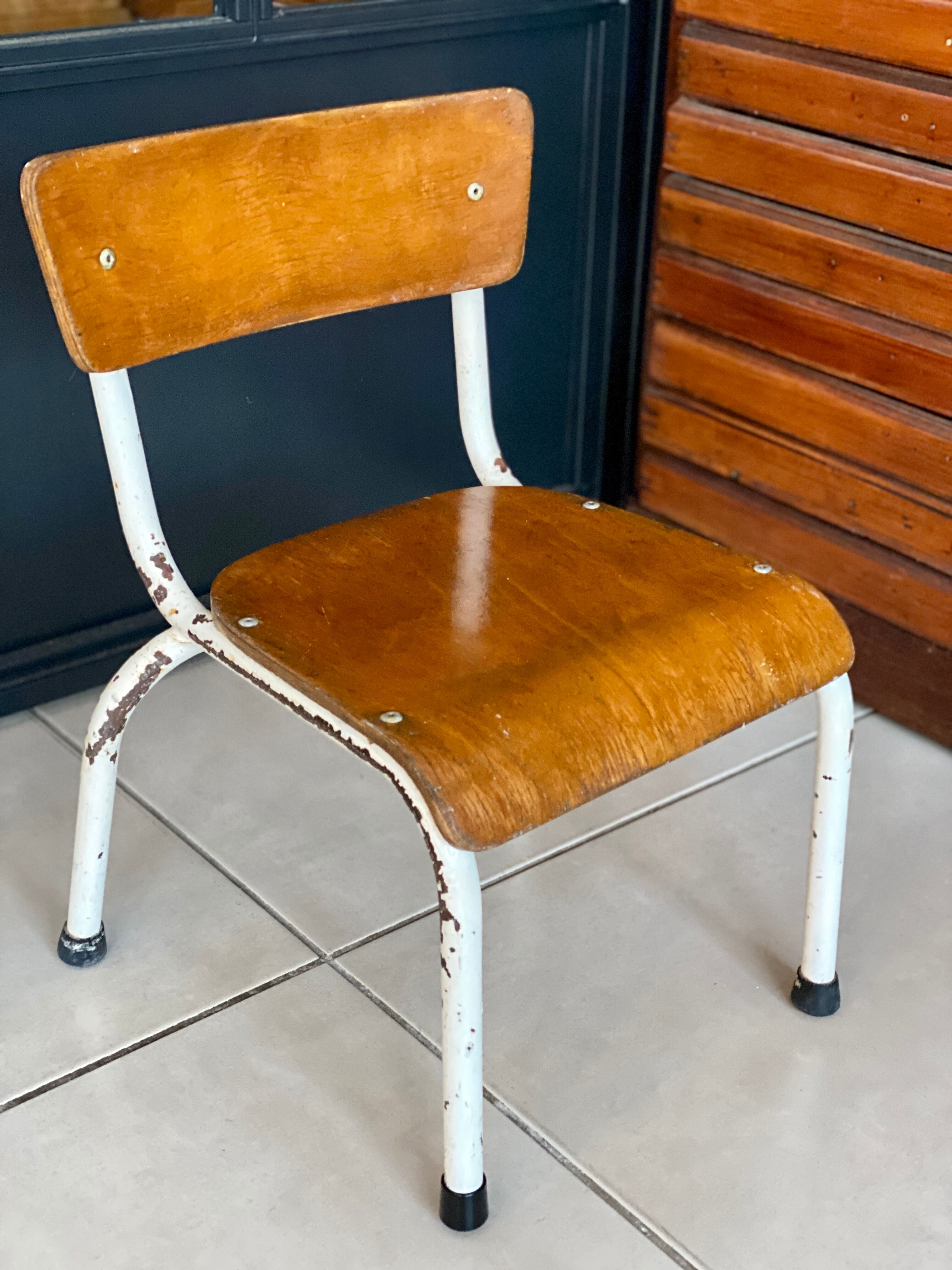 Chaise d’écolier