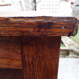 Double curtain cabinet