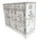 Buffet chinois laqué blanc avec décorations de geishas en nacre