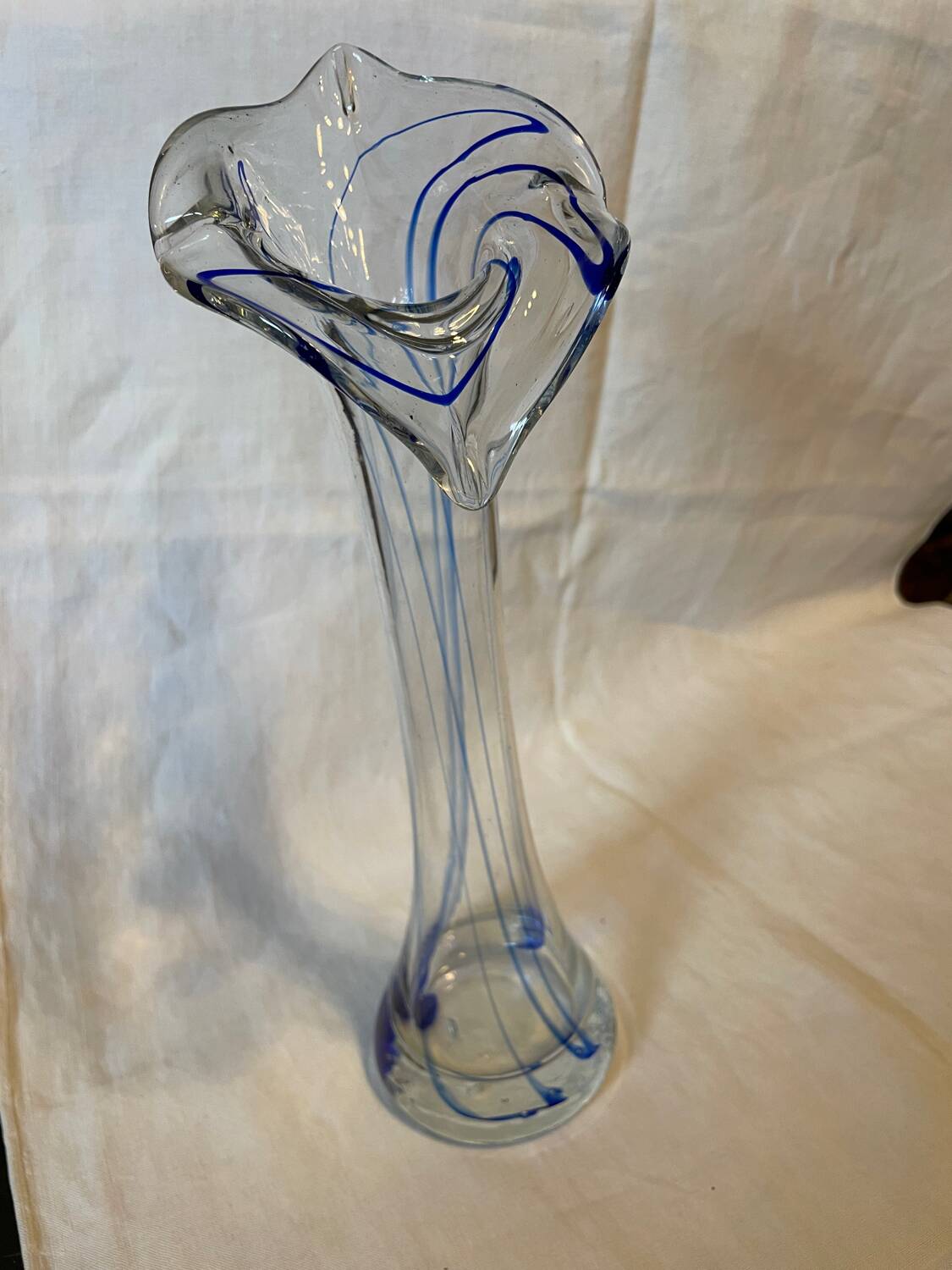 Vase en verre soufflé  vintage