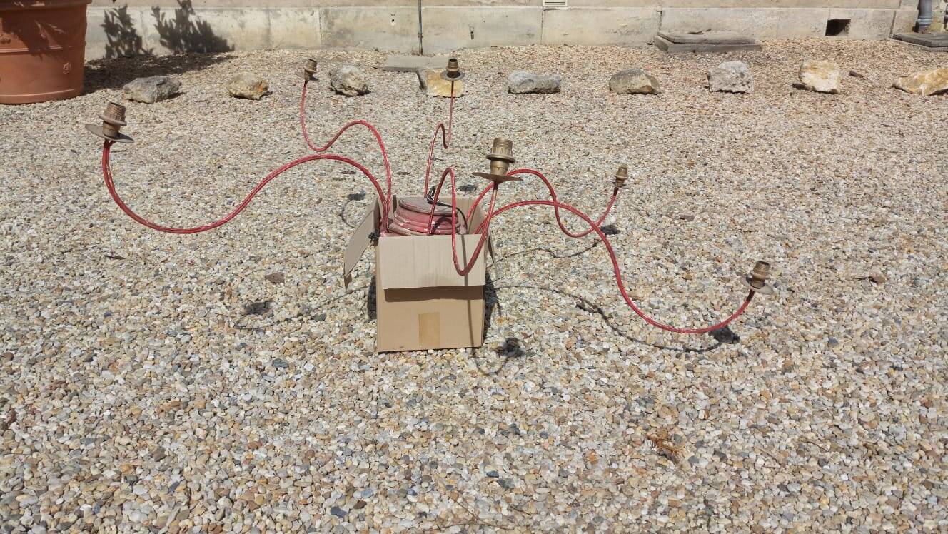 Lustre "like in an Italian theatre"