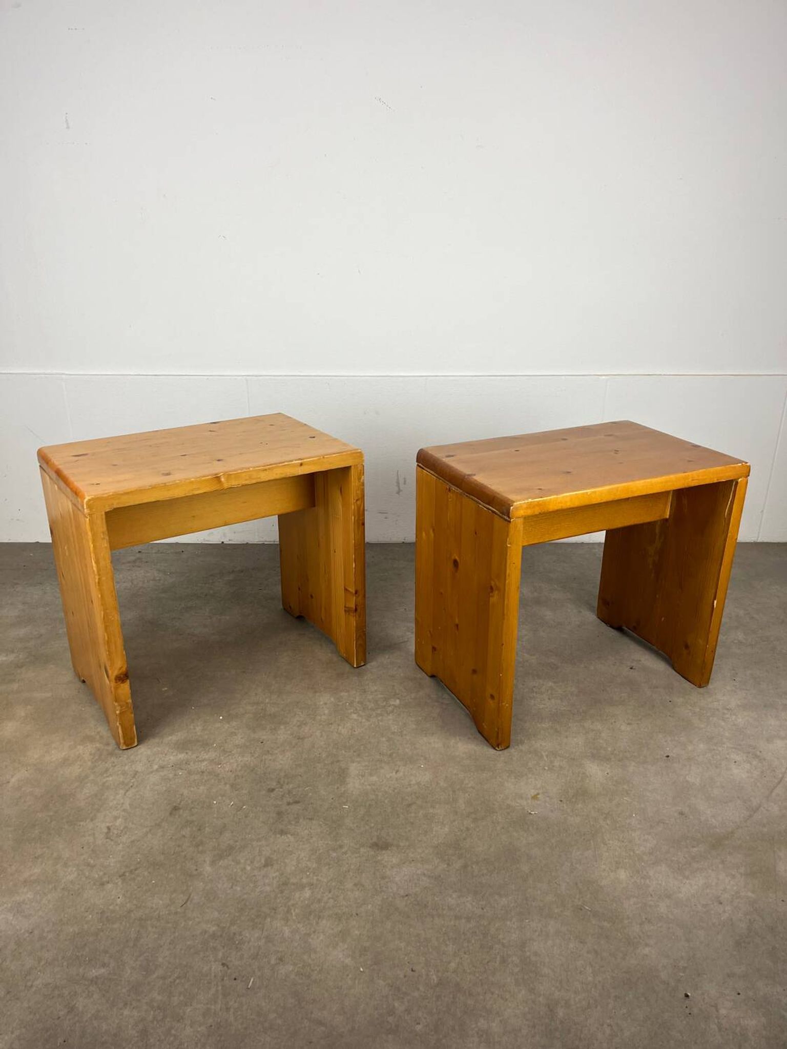 Pair of stools Les Arcs, Charlotte Perriand selection