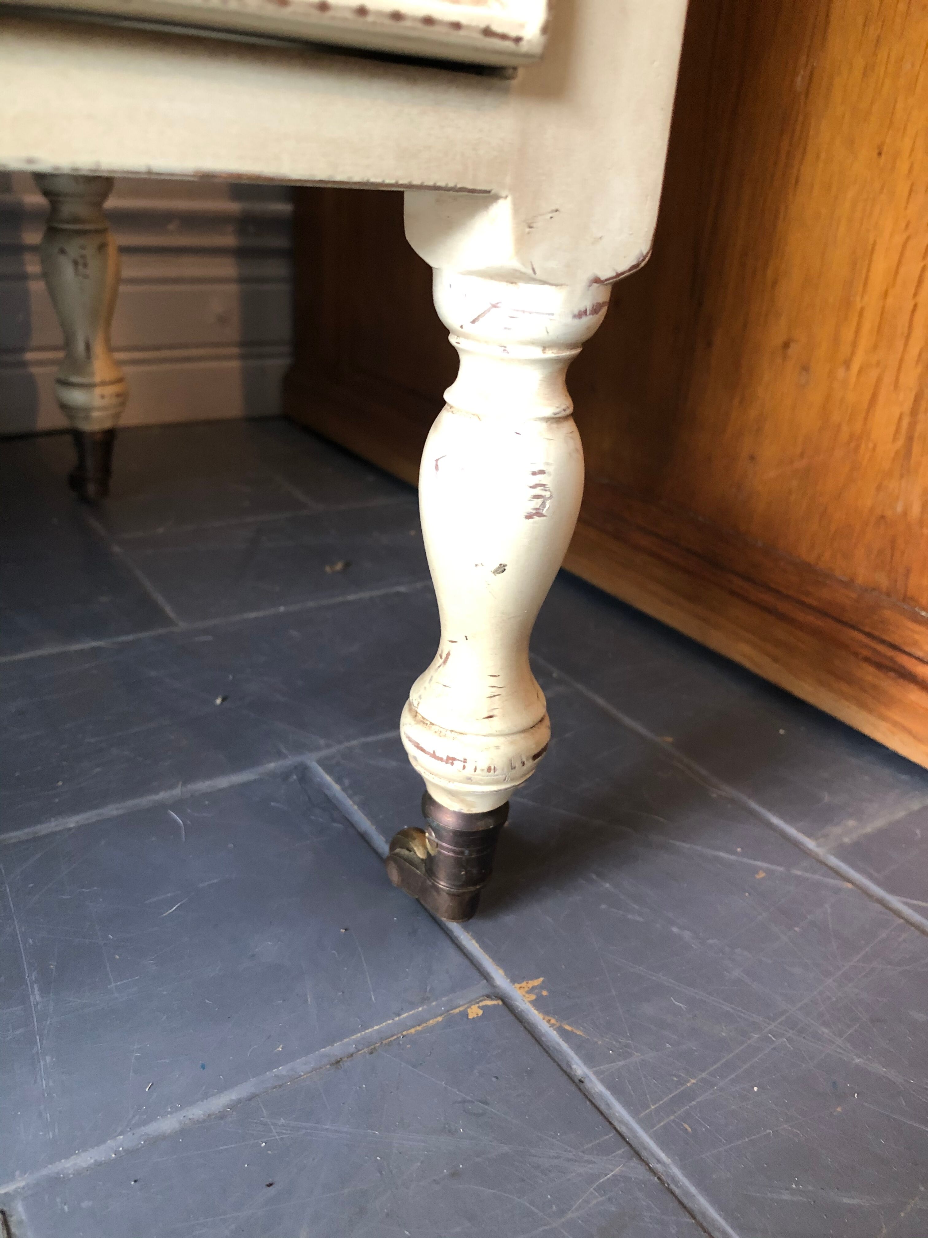 Last wooden magazine door